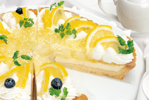 爽やかな香りと強い酸味が特徴の「レモンの果実」を使ったヨーグルトやデザートが新登場！