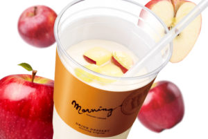 ただいまのおすすめは「りんご」を使ったヨーグルトデザート！もうお楽しみいただけましたか？