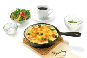 冬の新作ランチメニュー「ヨーグルトの焼きパスタ」が菜根本店と安積店限定で新登場！寒い季節に心温まる味わいです。